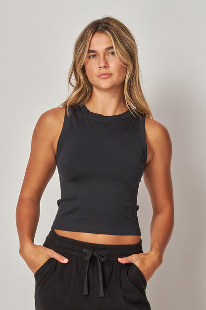 York Smooth High Crew Neck Tank